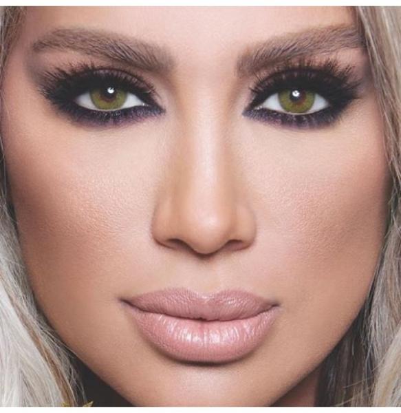 Bella Glow 'Lime Green' monthly 2x lenses / 1x pair