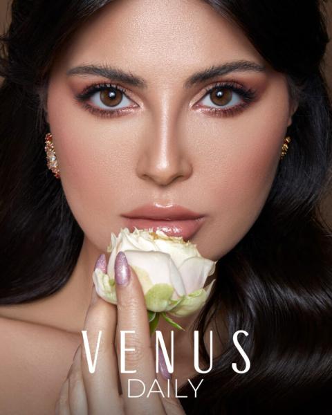Bella One Day Venus Mocha Brown Model