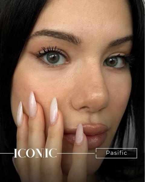 ICONIC 'Pasific' blau farbige Kontaktlinse für 3 Monate / 1x Paar/ 2 Stk. Linsen