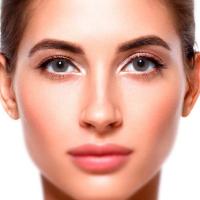 Solotica-Hidrocor-Parati-Jahreslinsen-mit-dioptrien-Tragebild-Original