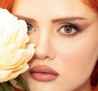 ICONIC 'Lolite' grau/blau farbige Kontaktlinse für 3 Monate / 1x Paar/ 2 Stk. Linsen