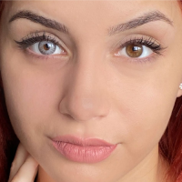 LA’BELLA Premium 'Vegas' graue farbige Kontaktlinsen für 3 Monate / 1x Paar / 2 Stk. Linsen