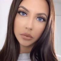 Solotica-Hidrocor-Safira-Jahreslinsen-mit-sehstärke-ohne-sehstärke-Tragebild